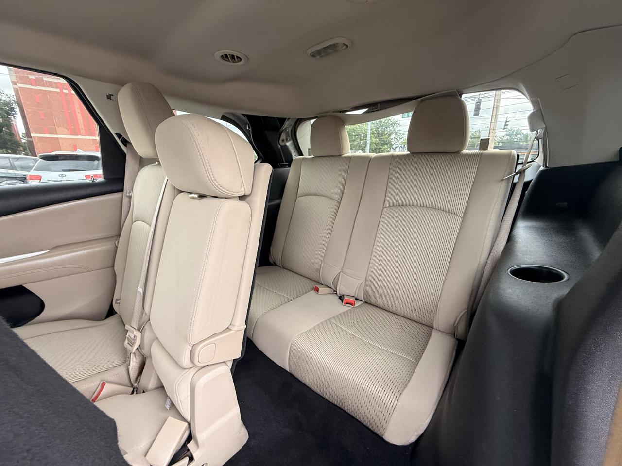 Dodge Journey FWD 4dr SXT 2012