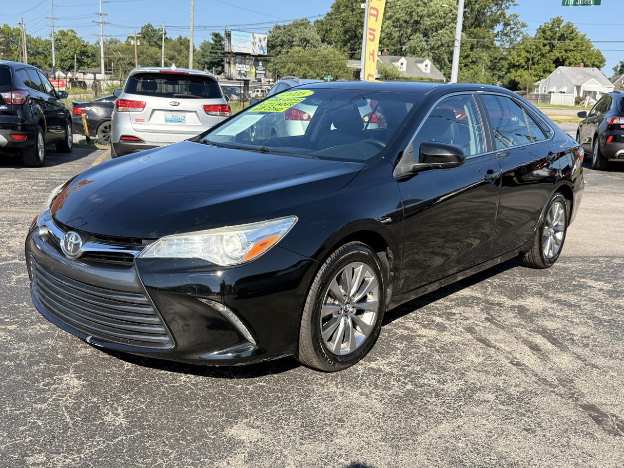 Toyota Camry 4dr Sdn I4 Auto SE w/Special Edition Pkg (Natl) 2016