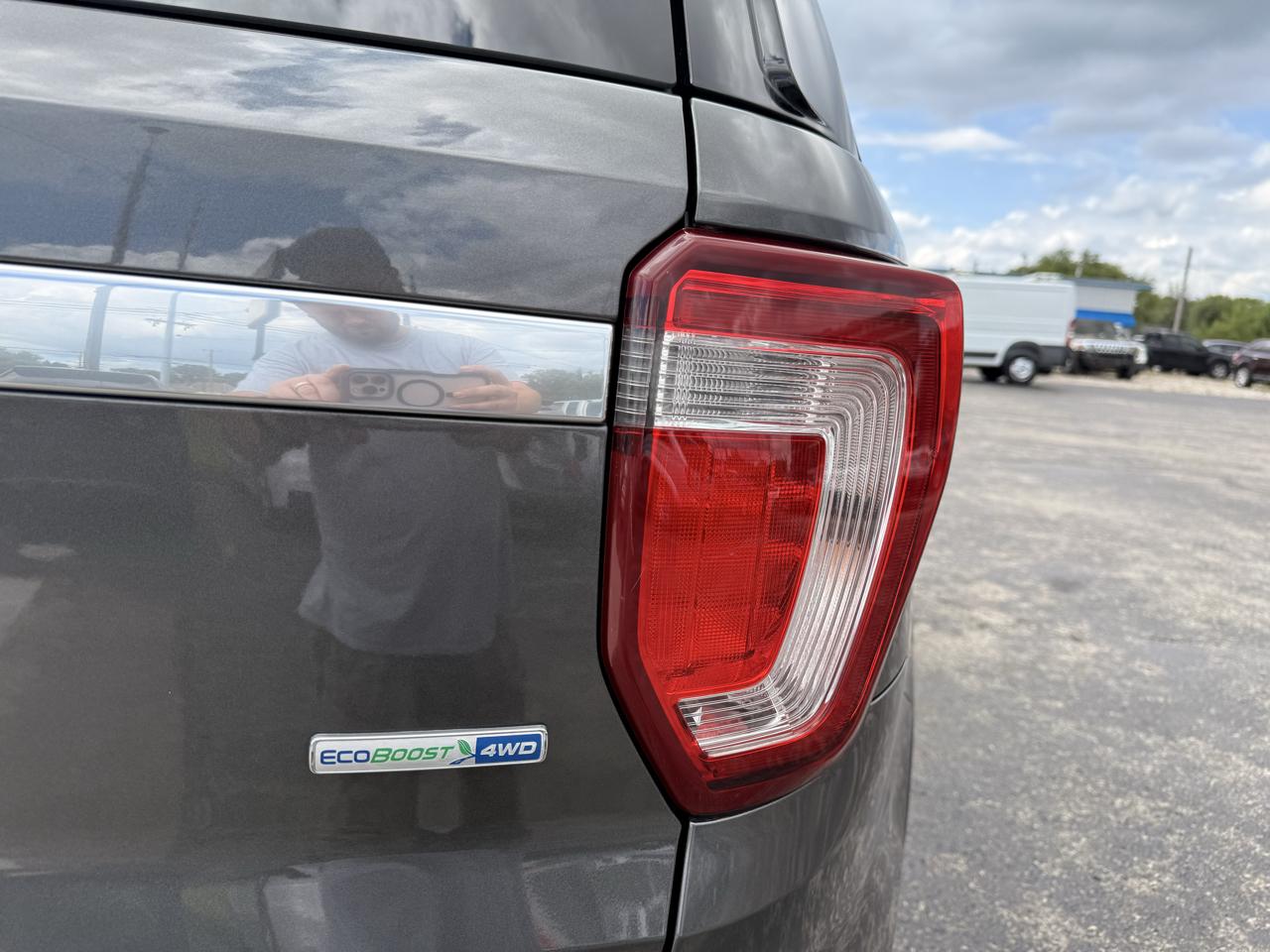 Ford Explorer 4WD 4dr Platinum 2016