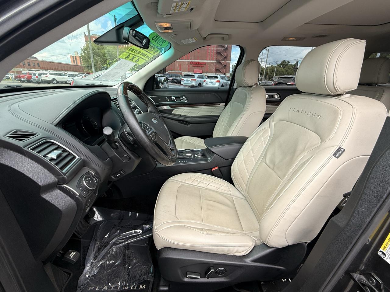 Ford Explorer 4WD 4dr Platinum 2016