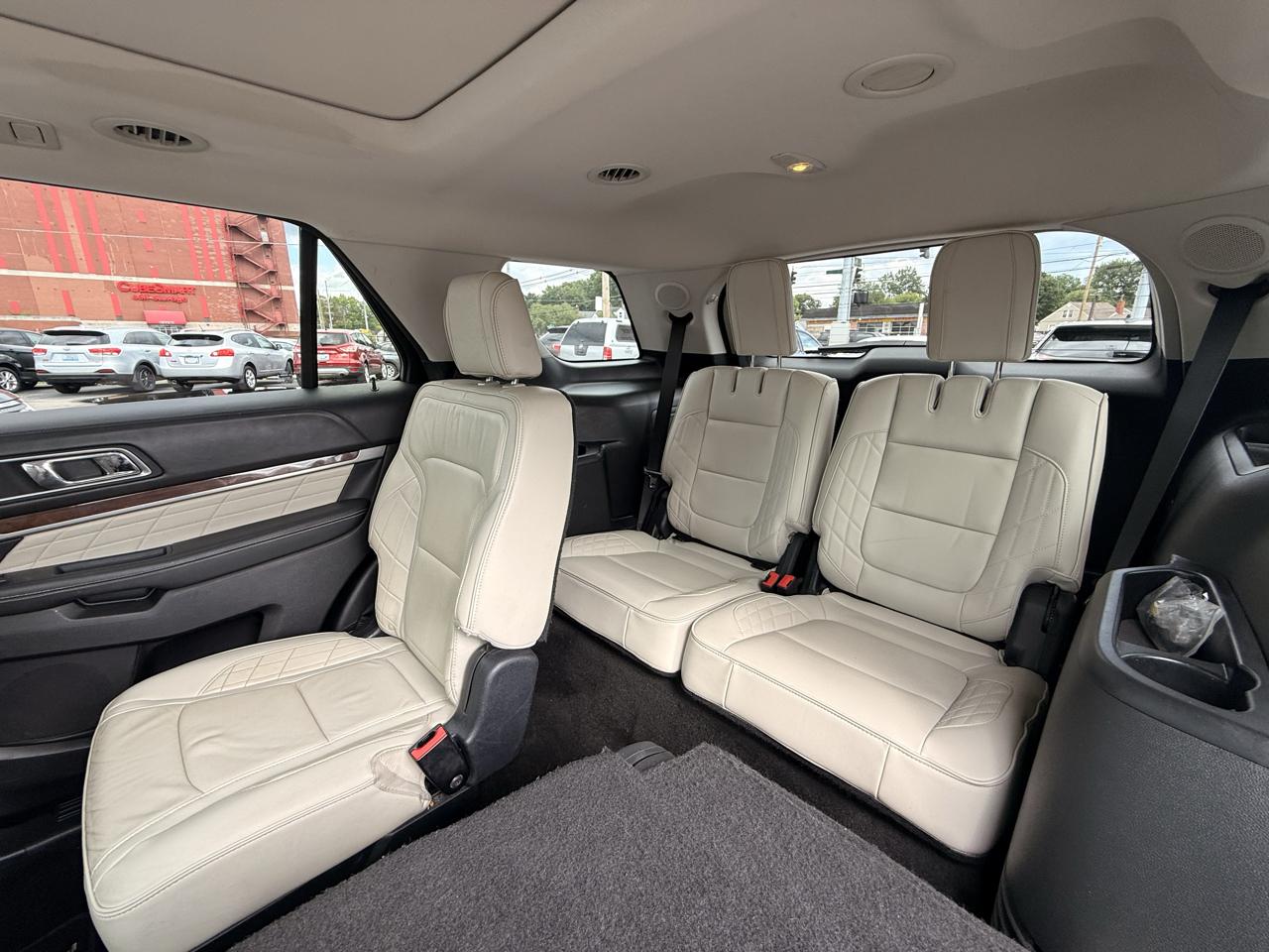 Ford Explorer 4WD 4dr Platinum 2016