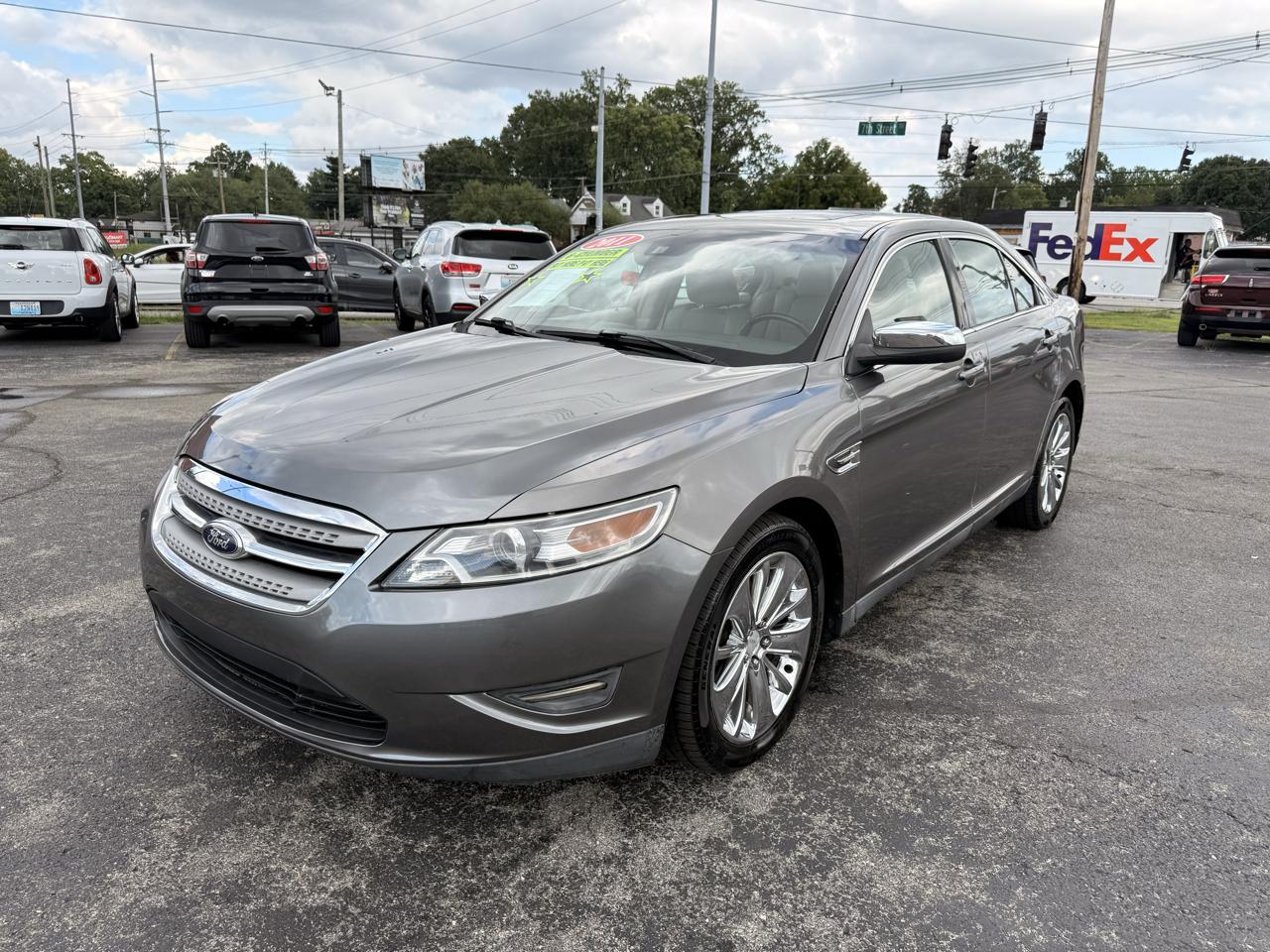 Ford Taurus 4dr Sdn Limited FWD 2011