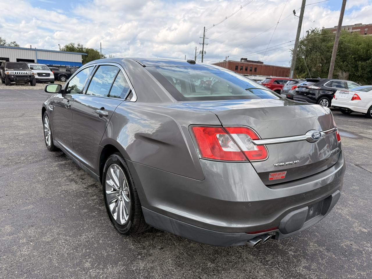 Ford Taurus 4dr Sdn Limited FWD 2011
