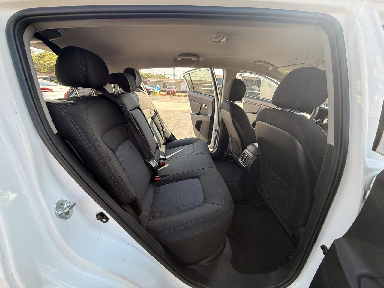 Kia Sportage AWD 4dr LX 2015