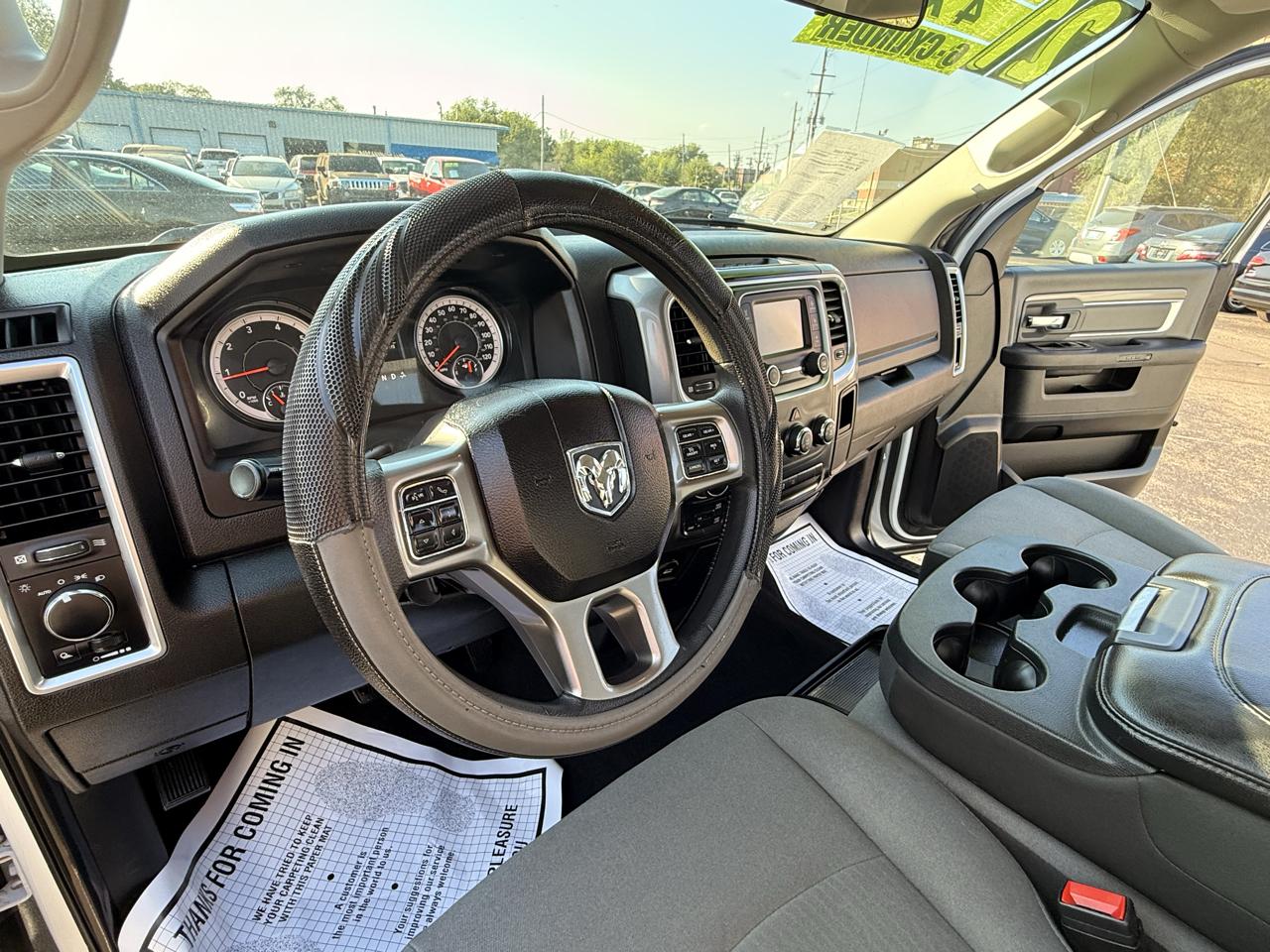 RAM 1500 Classic SLT Crew Cab SWB 4WD 2021