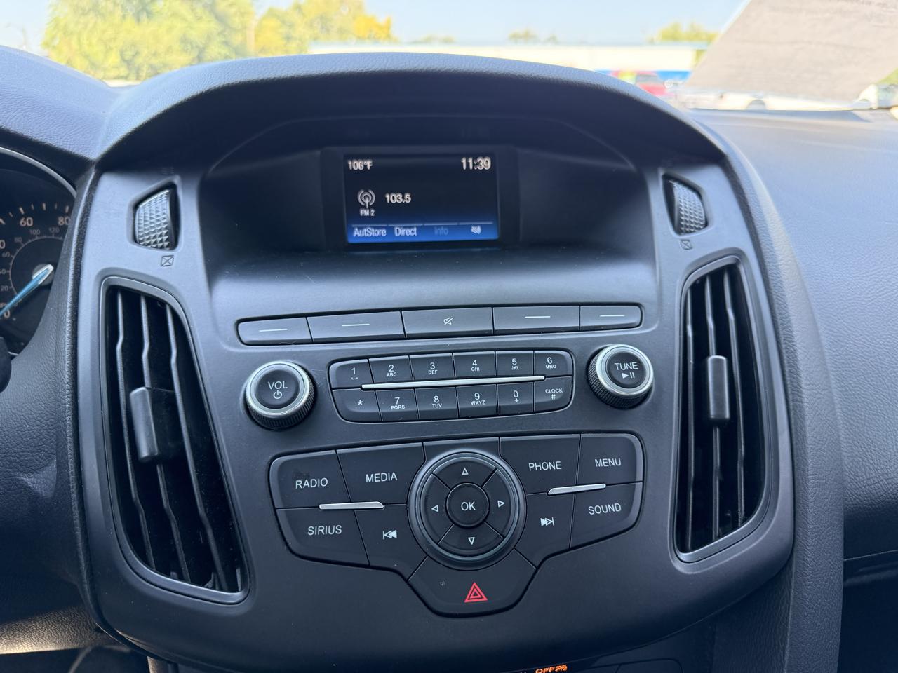 Ford Focus SE Sedan 2018