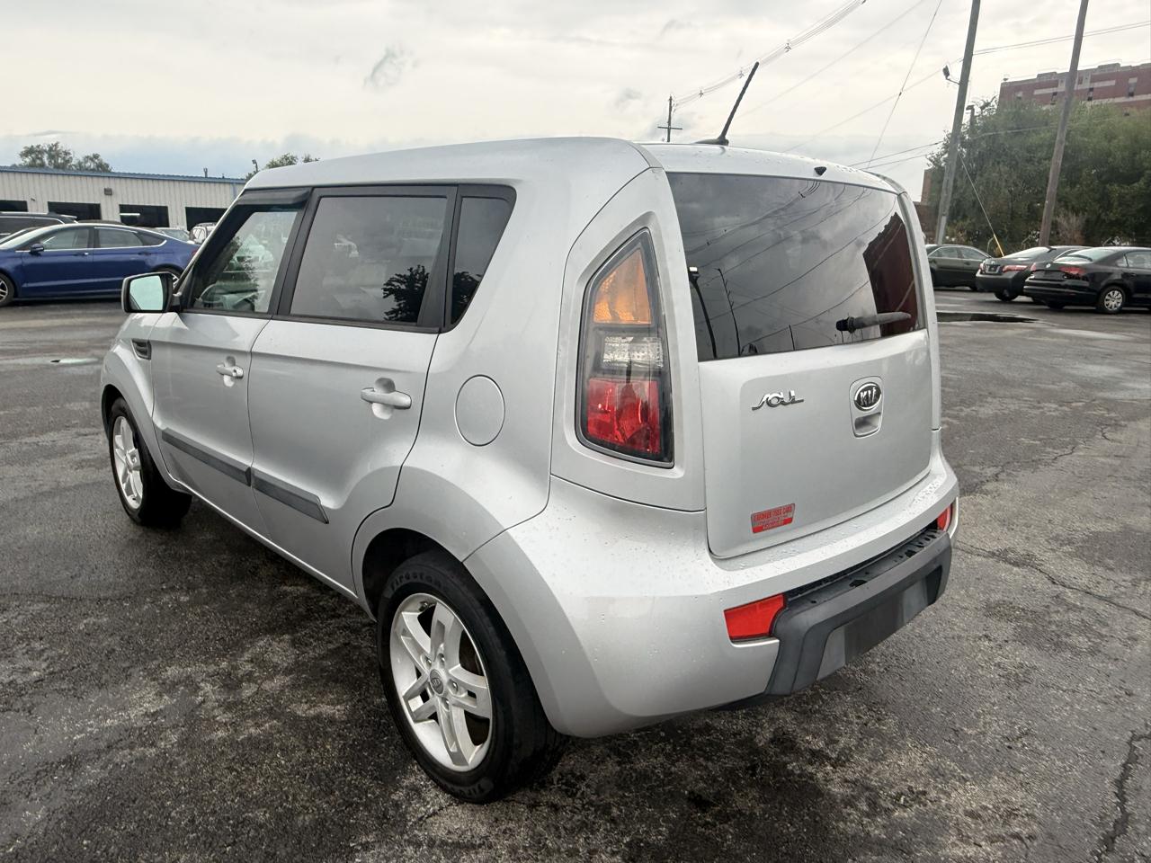 Kia Soul 5dr Wgn Auto + 2011