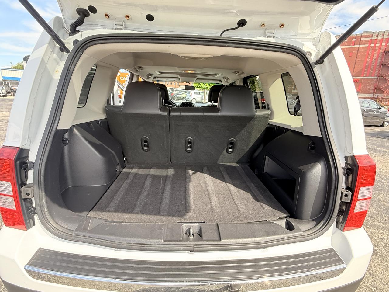 Jeep Patriot 4WD 4dr High Altitude Edition 2016