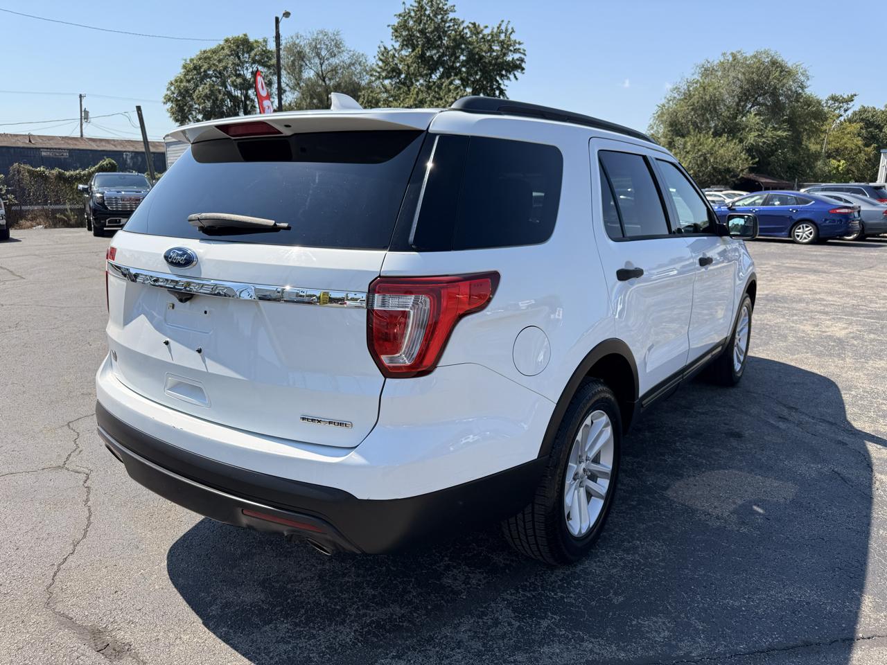 Ford Explorer FWD 4dr Base 2016