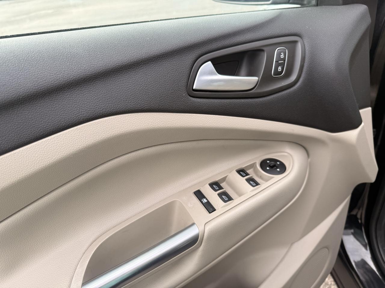 Ford Escape SEL 4WD 2018