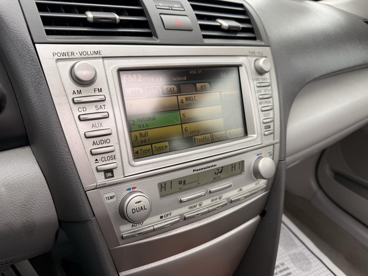 Toyota Camry Hybrid 4dr Sdn (Natl) 2011