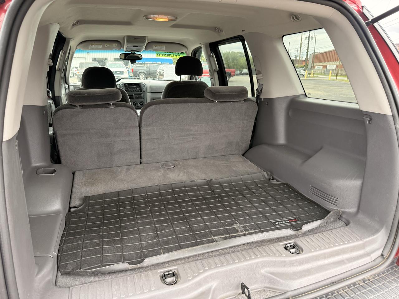 Ford Explorer 4dr 114" WB XLT 2002