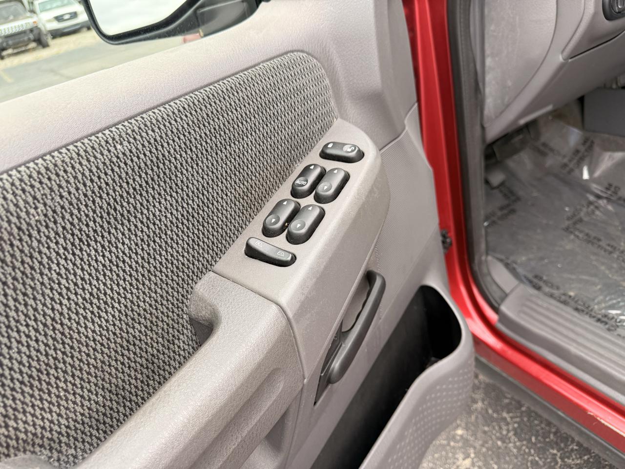 Ford Explorer 4dr 114" WB XLT 2002