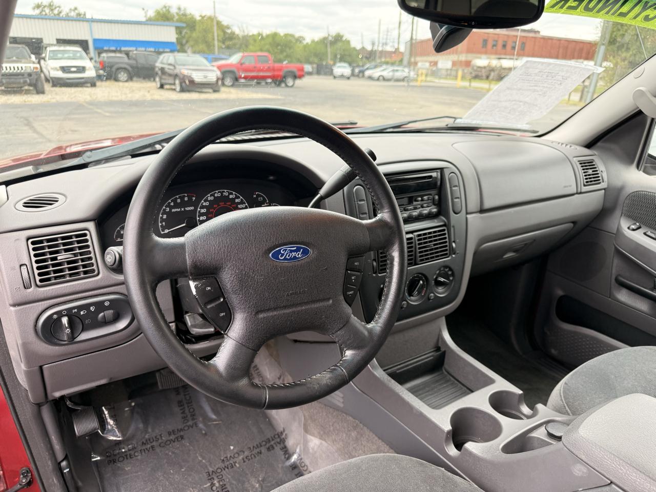 Ford Explorer 4dr 114" WB XLT 2002
