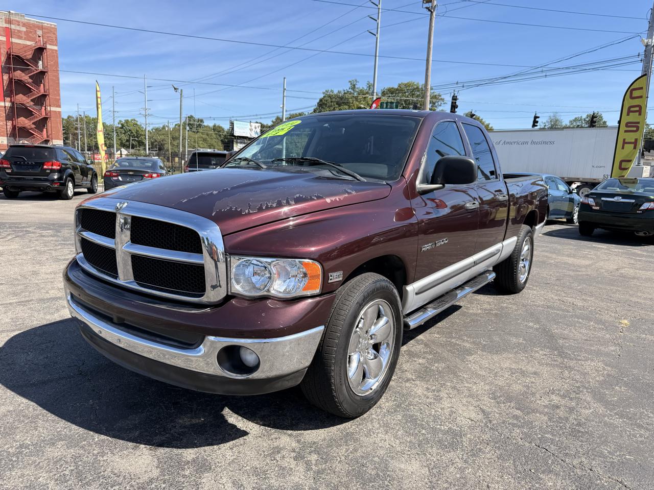 Dodge Ram 1500 4dr Quad Cab 140.5" WB SLT 2004