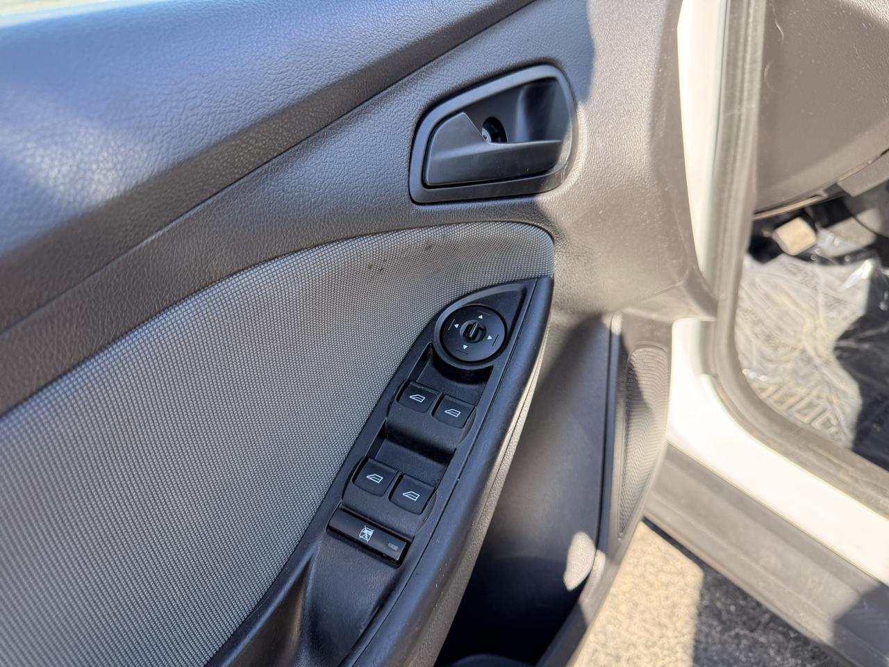 Ford Focus 5dr HB SE 2012