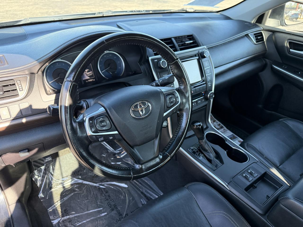 Toyota Camry 4dr Sdn I4 Auto SE w/Special Edition Pkg (Natl) 2016