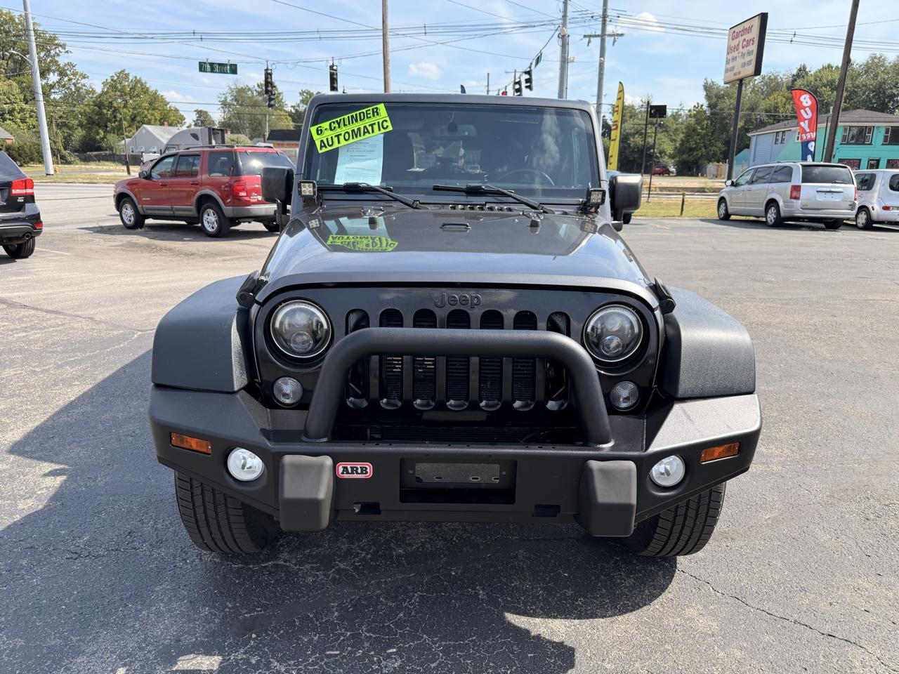 Jeep Wrangler Unlimited 4WD 4dr Willys Wheeler 2016