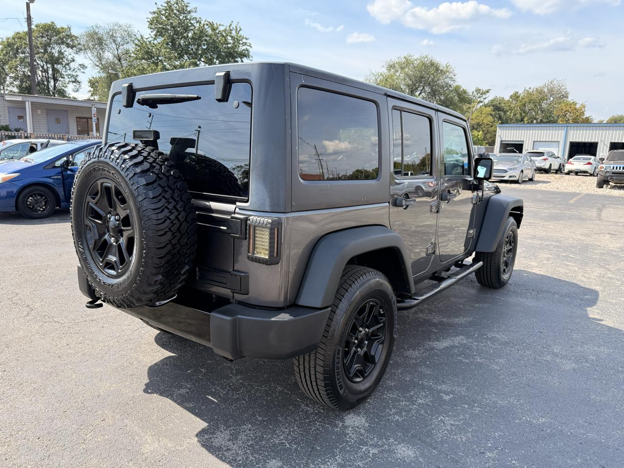 Jeep Wrangler Unlimited 4WD 4dr Willys Wheeler 2016