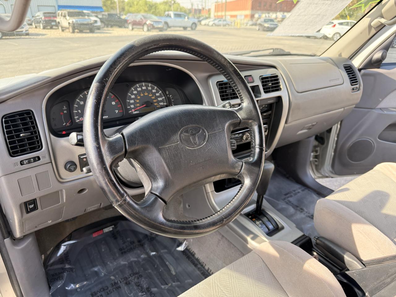 Toyota 4Runner 4dr SR5 3.4L Auto (Natl) 2001