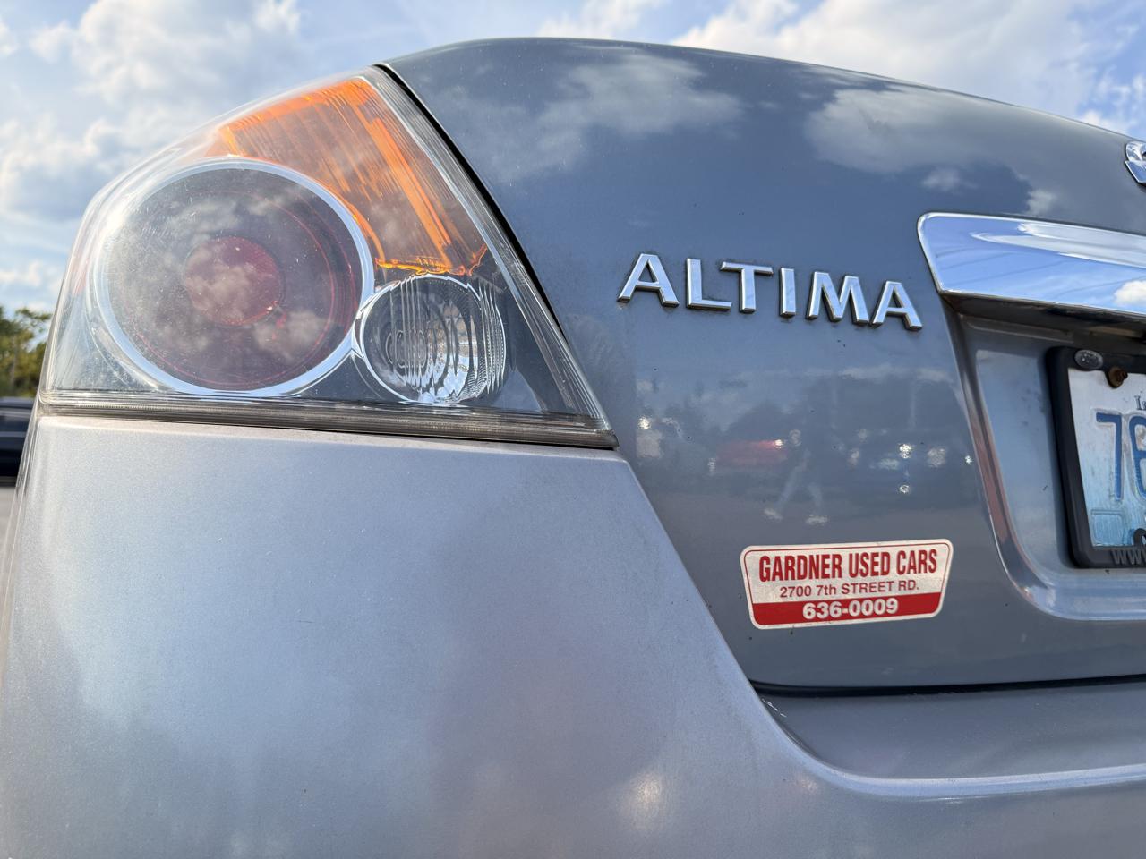 Nissan Altima 4dr Sdn I4 CVT 2.5 S 2012