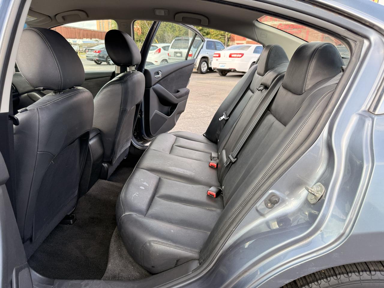 Nissan Altima 4dr Sdn I4 CVT 2.5 S 2012