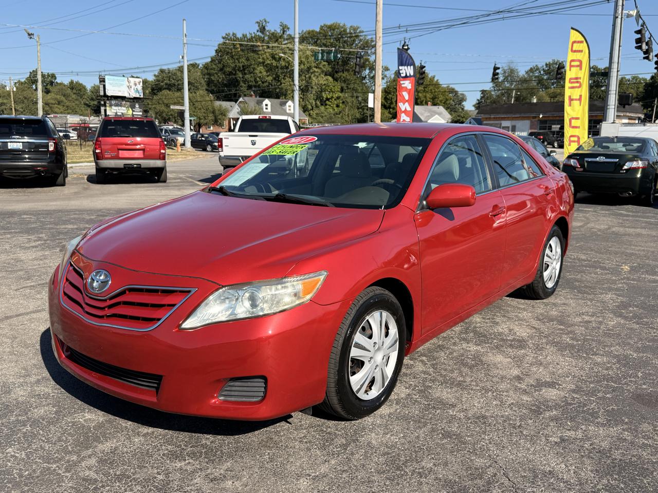 Toyota Camry 4dr Sdn I4 Auto LE (Natl) 2011