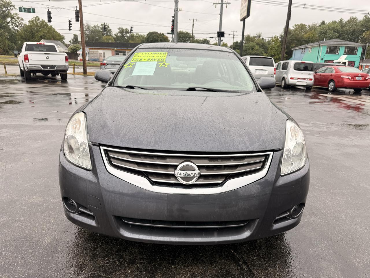 Nissan Altima 4dr Sdn I4 CVT 2.5 2012