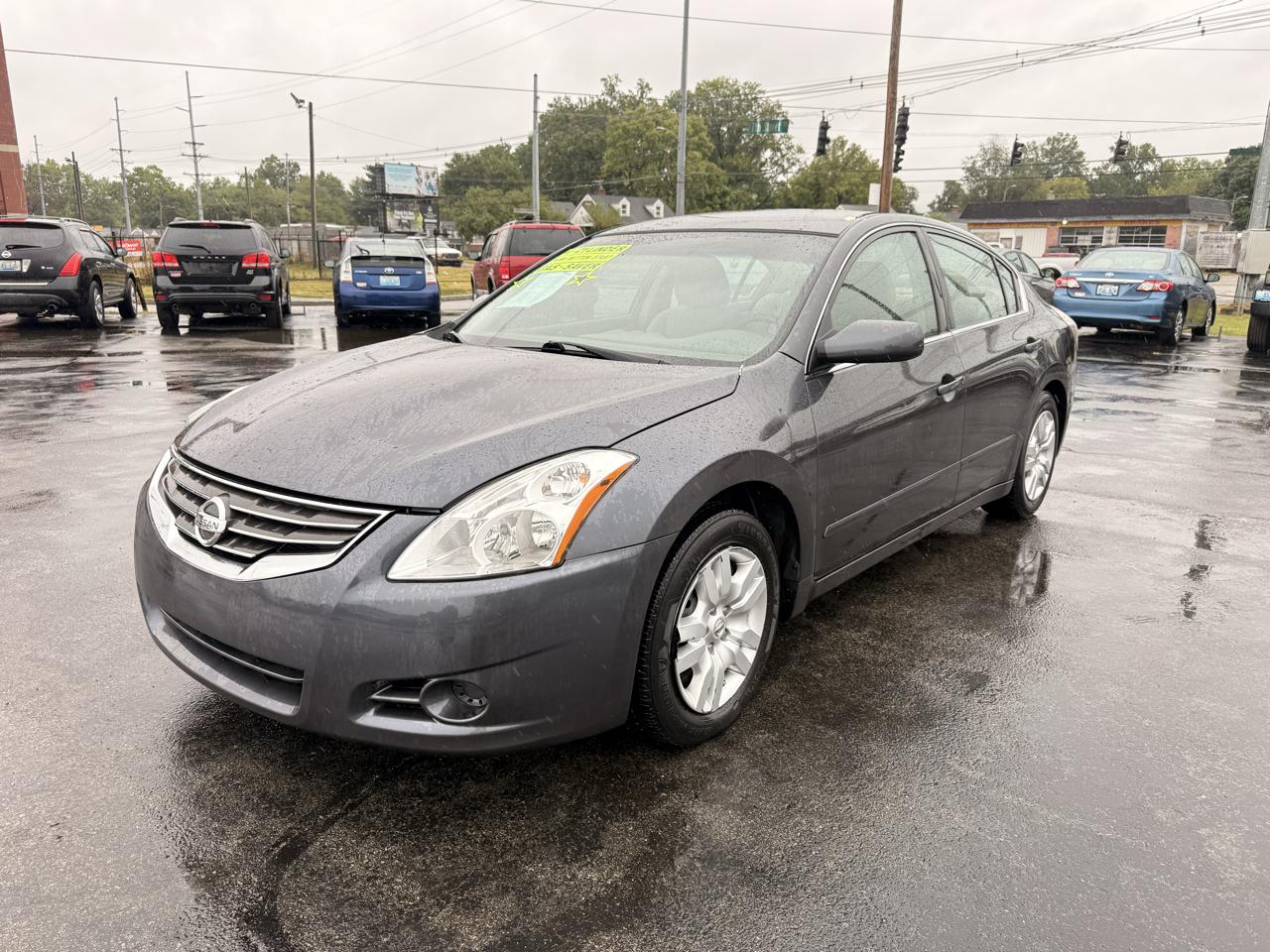 Nissan Altima 4dr Sdn I4 CVT 2.5 2012