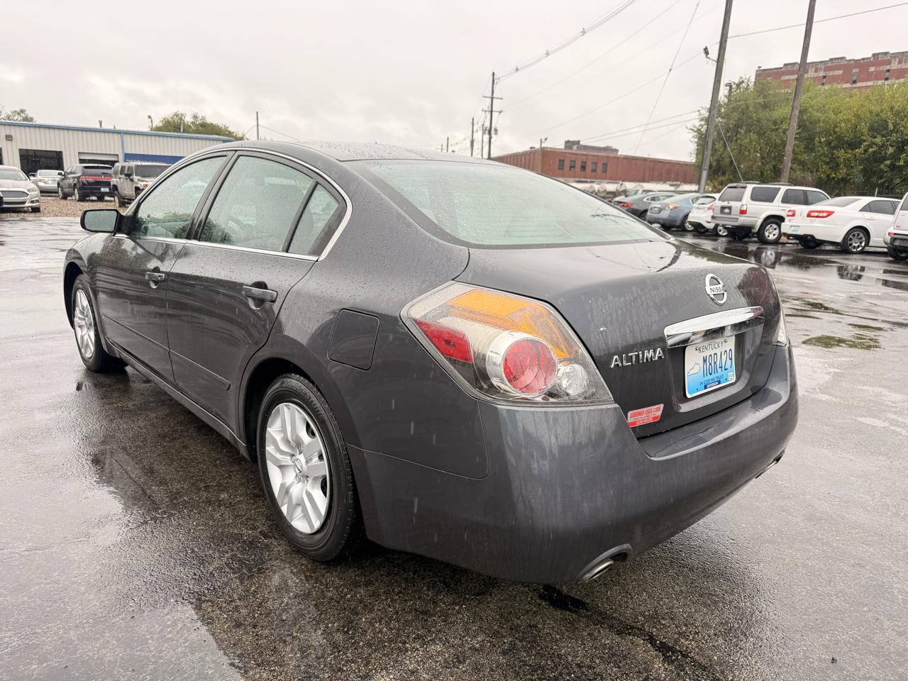 Nissan Altima 4dr Sdn I4 CVT 2.5 2012