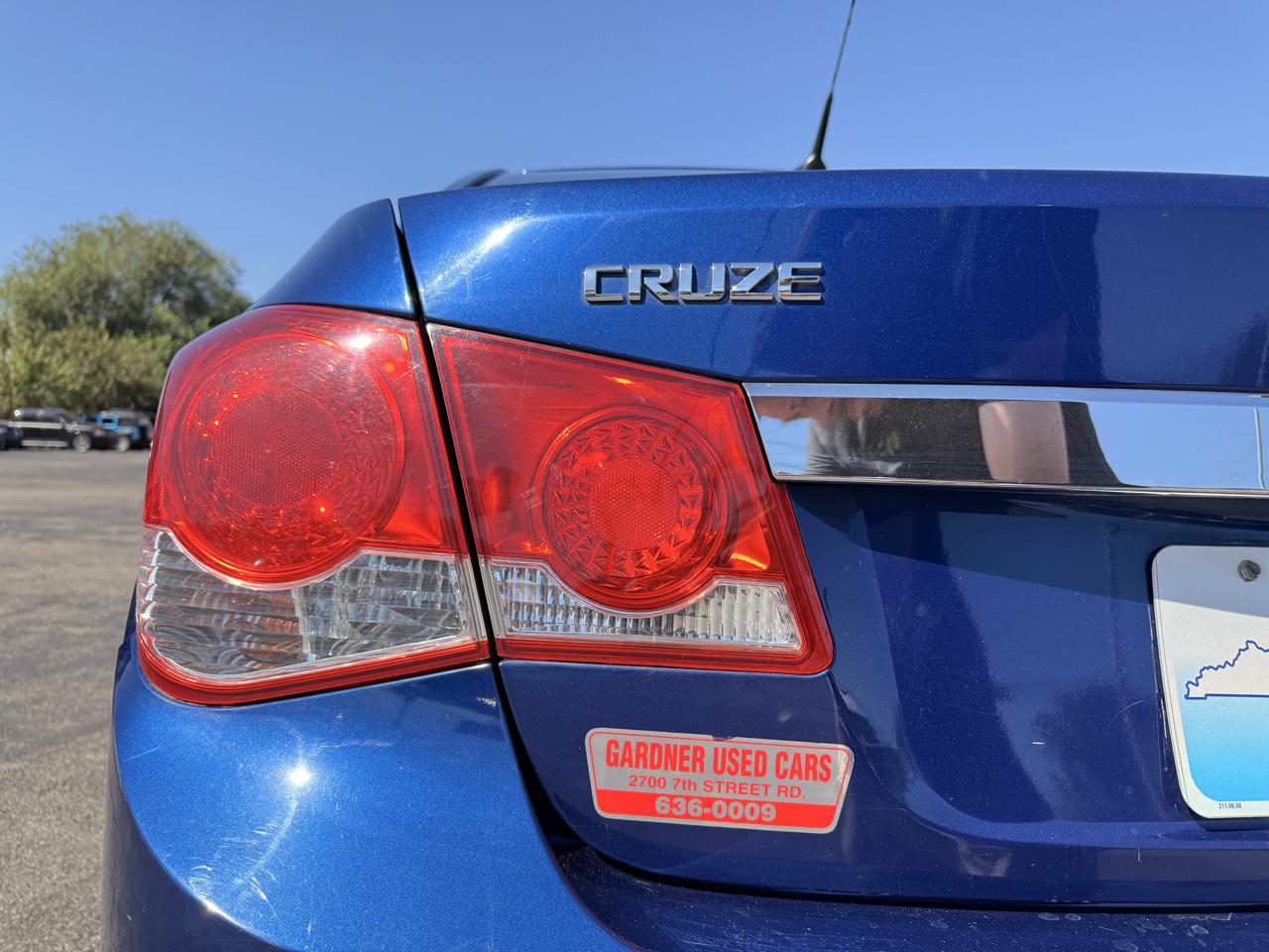 Chevrolet Cruze 4dr Sdn LS 2012