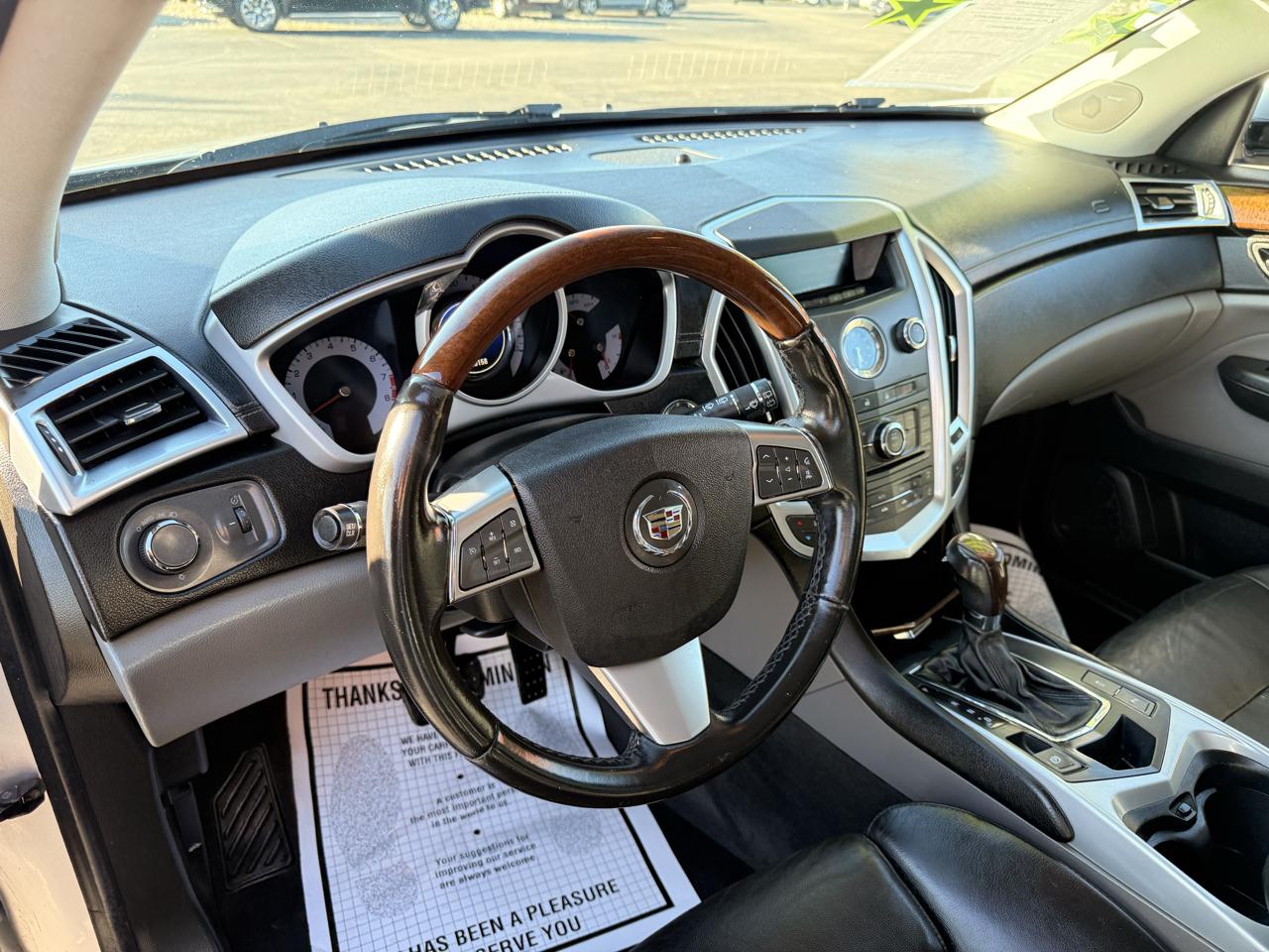 Cadillac SRX FWD 4dr Luxury Collection 2011
