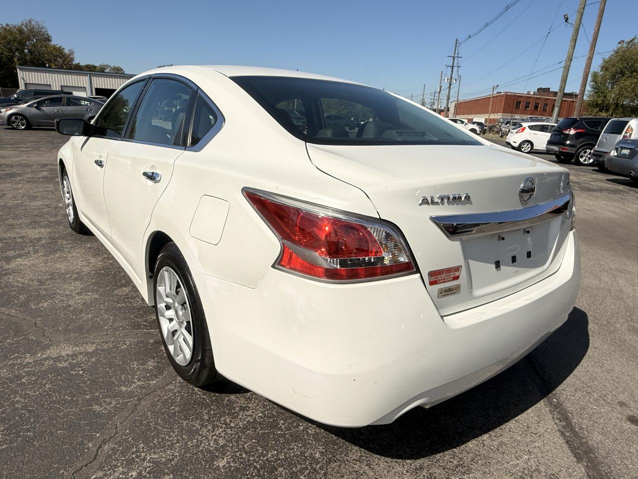 Nissan Altima 4dr Sdn I4 2.5 S 2015