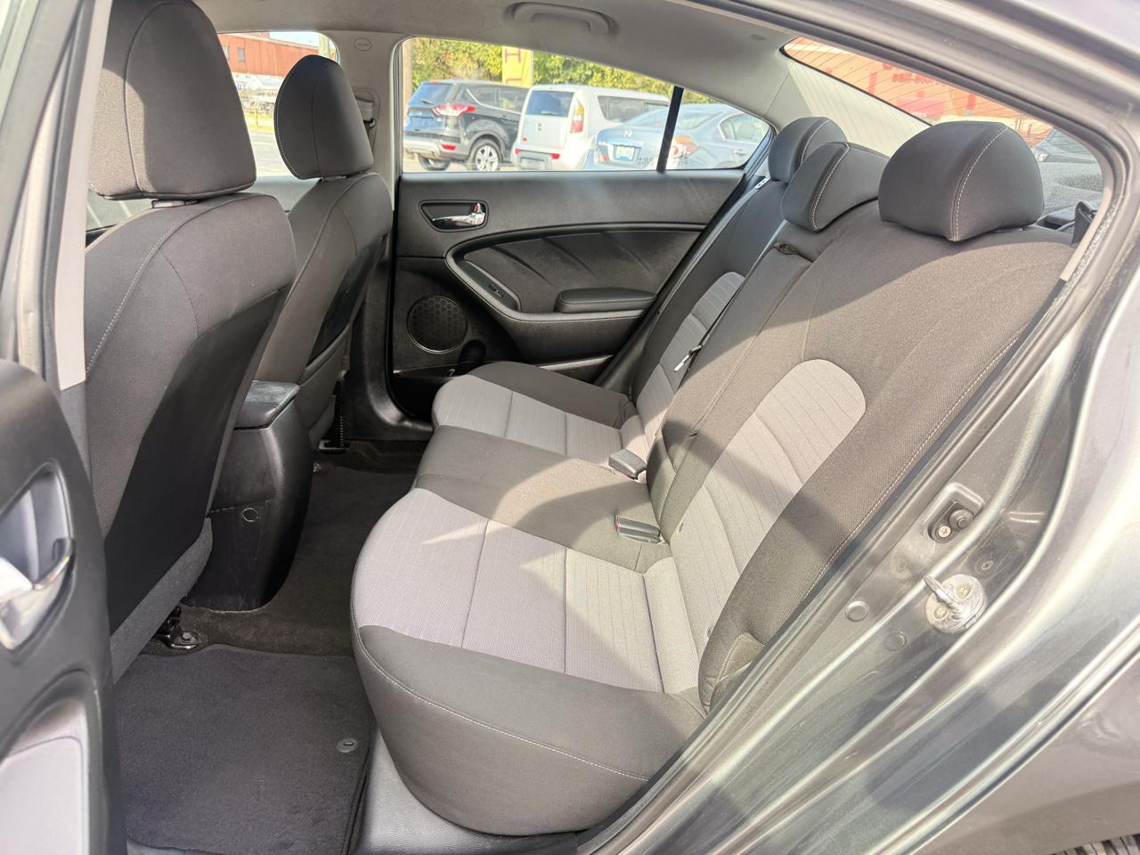 Kia Forte 4dr Sdn Auto EX 2016