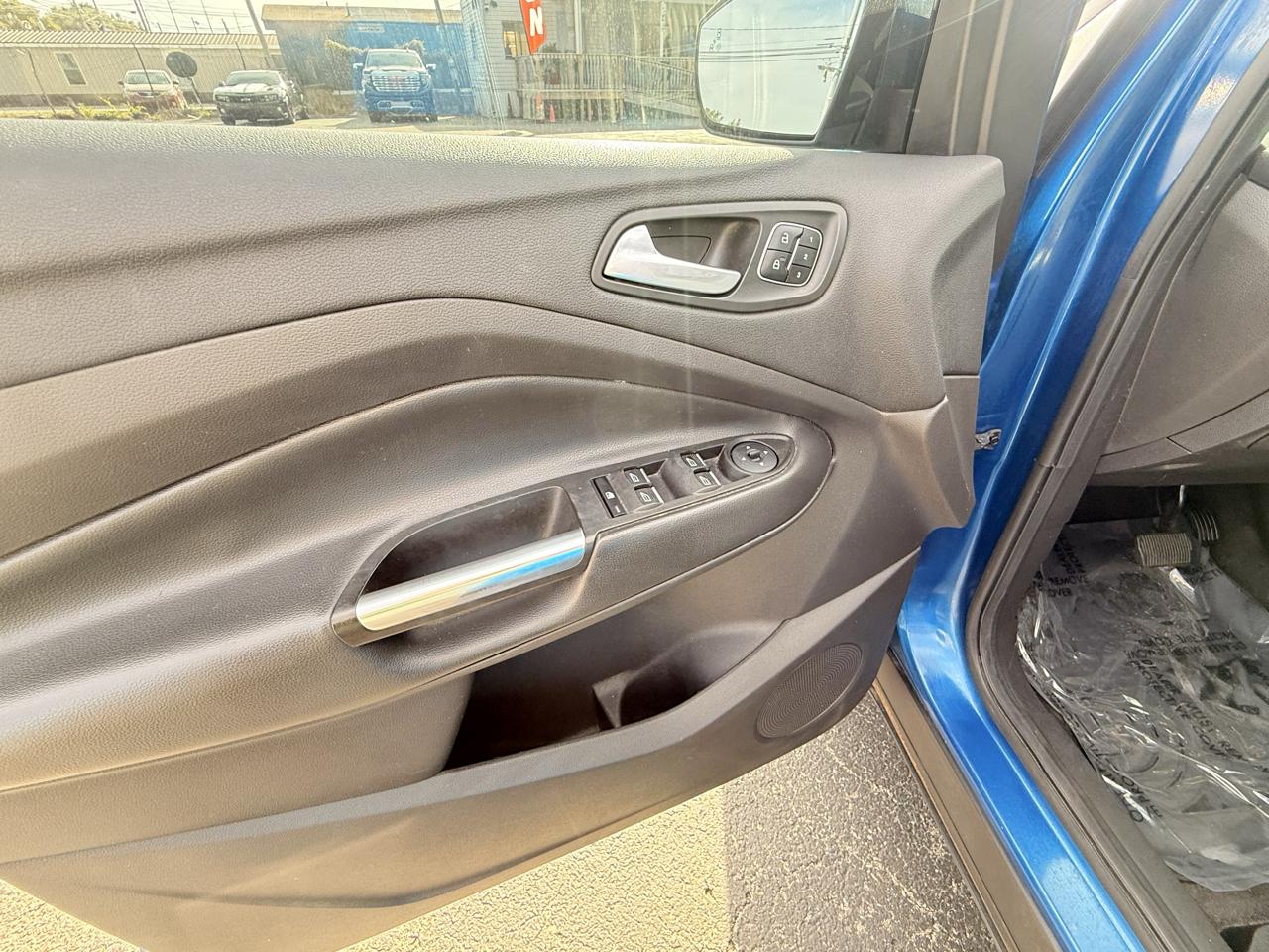 Ford Escape Titanium FWD 2017