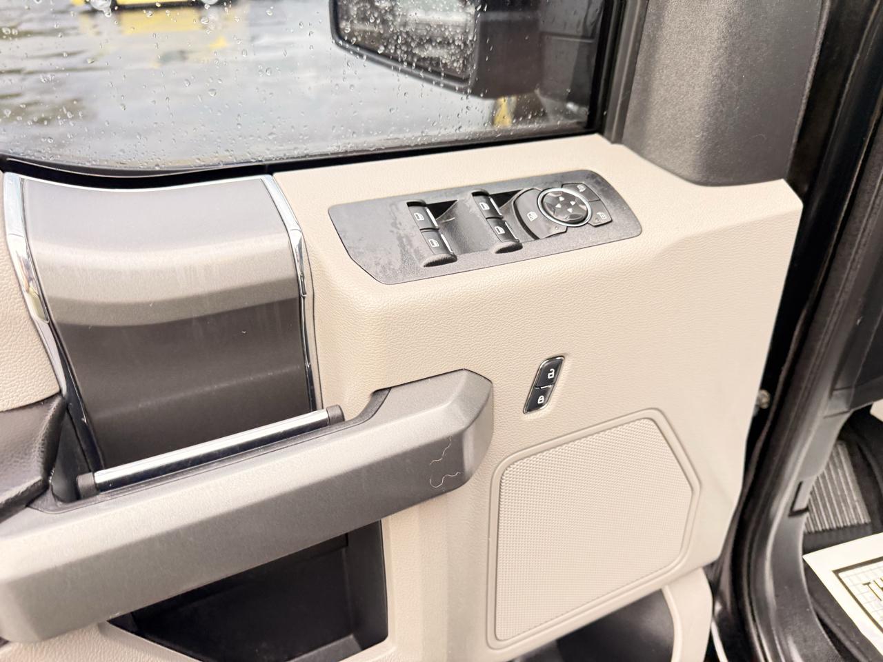 Ford F-150 SuperCrew 150" XLT 4WD 2018