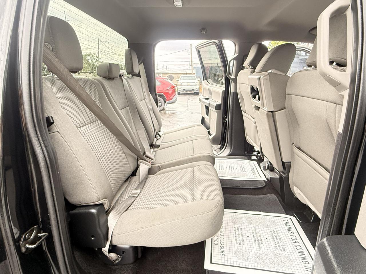 Ford F-150 SuperCrew 150" XLT 4WD 2018