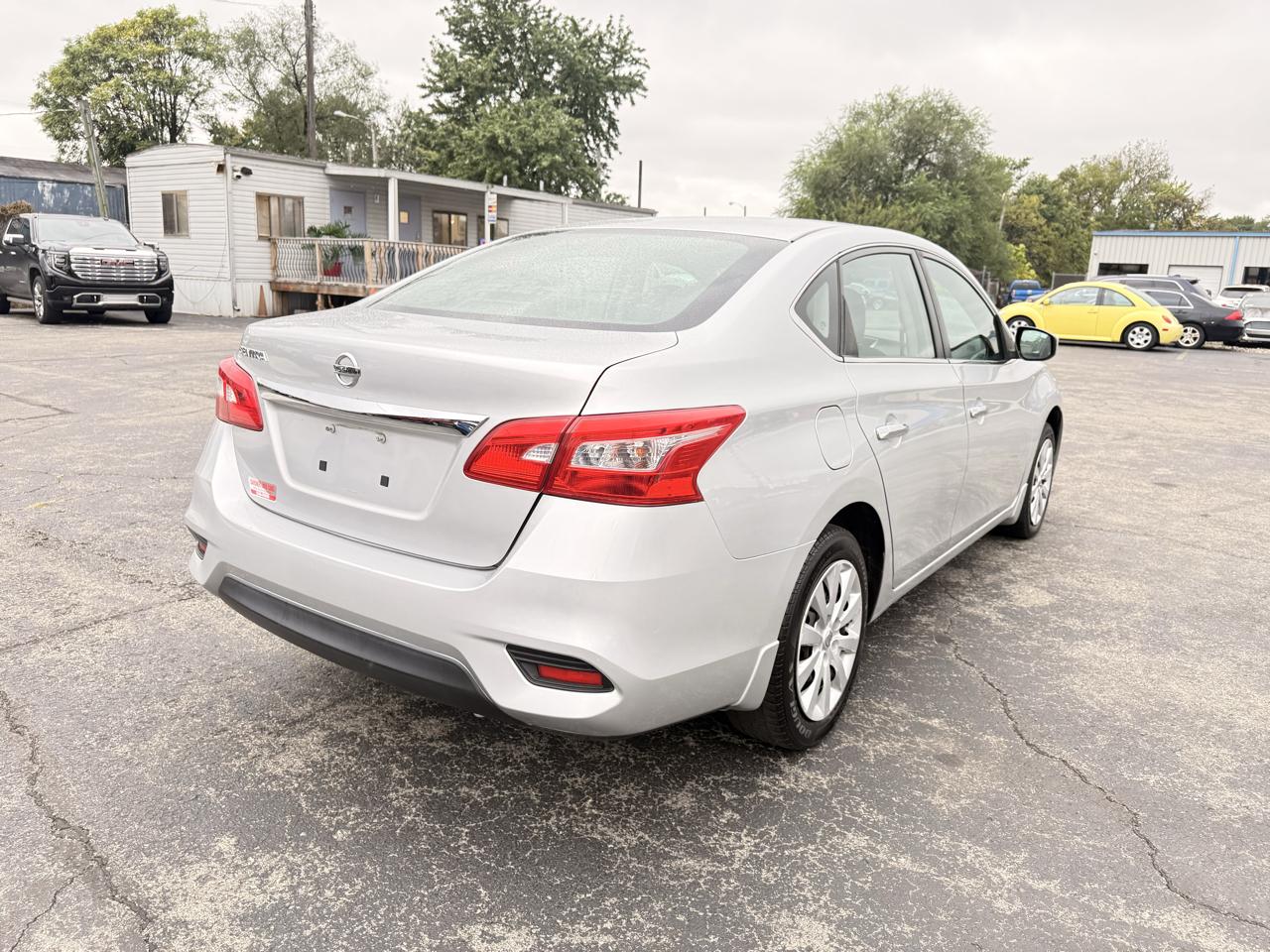 Nissan Sentra S CVT 2017