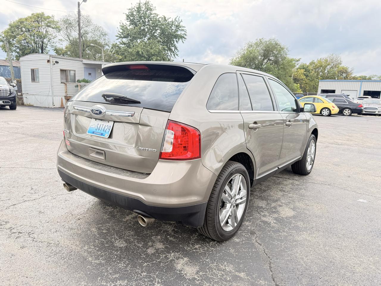 Ford Edge 4dr Limited FWD 2013