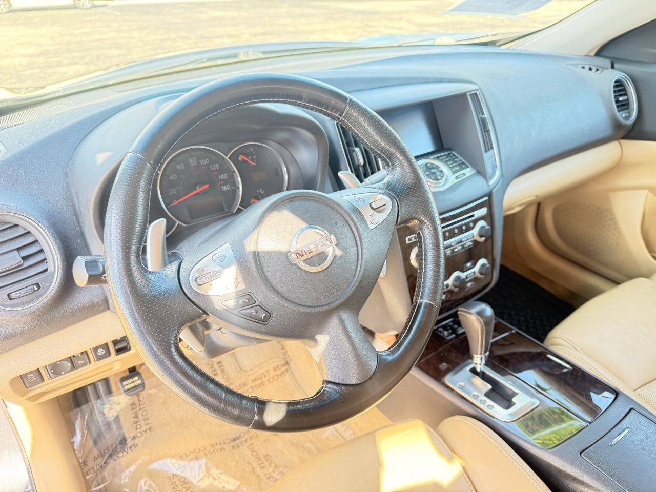 Nissan Maxima 4dr Sdn V6 CVT 3.5 SV w/Premium Pkg 2011
