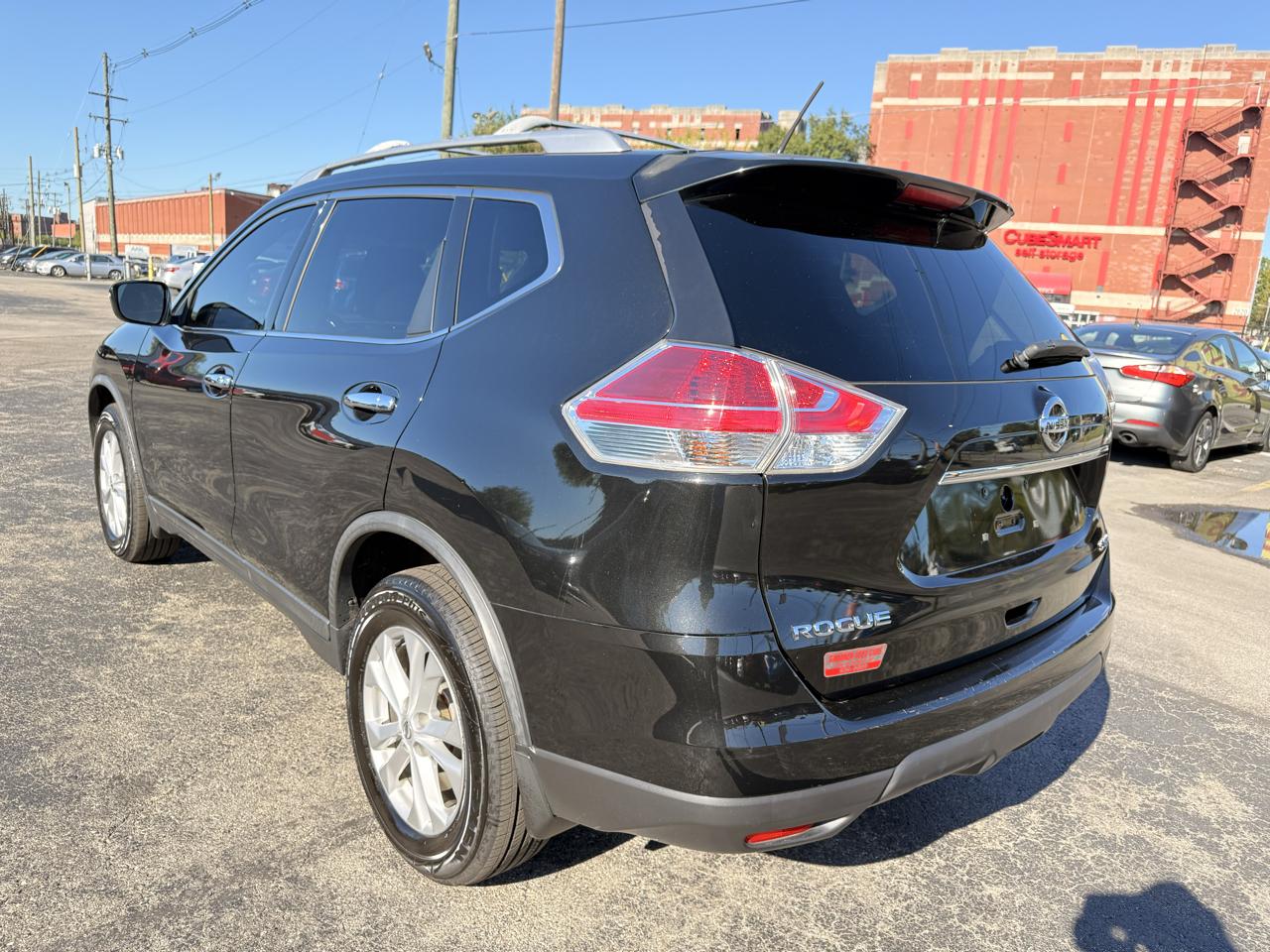Nissan Rogue AWD 4dr SV 2016