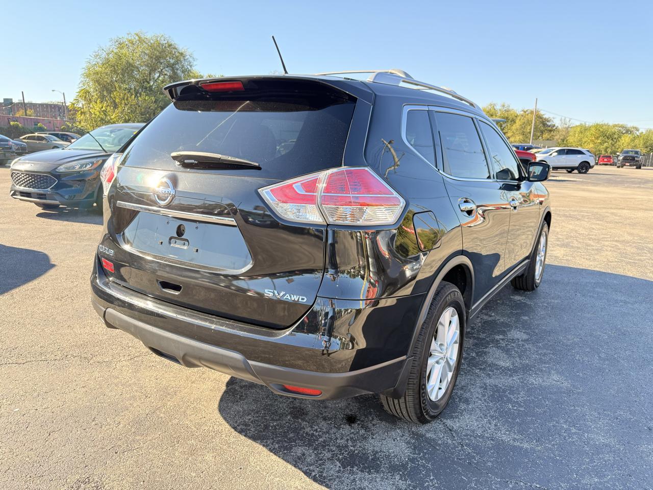 Nissan Rogue AWD 4dr SV 2016