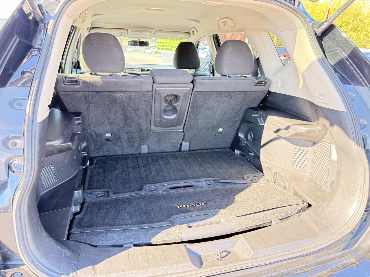 Nissan Rogue AWD 4dr SV 2016