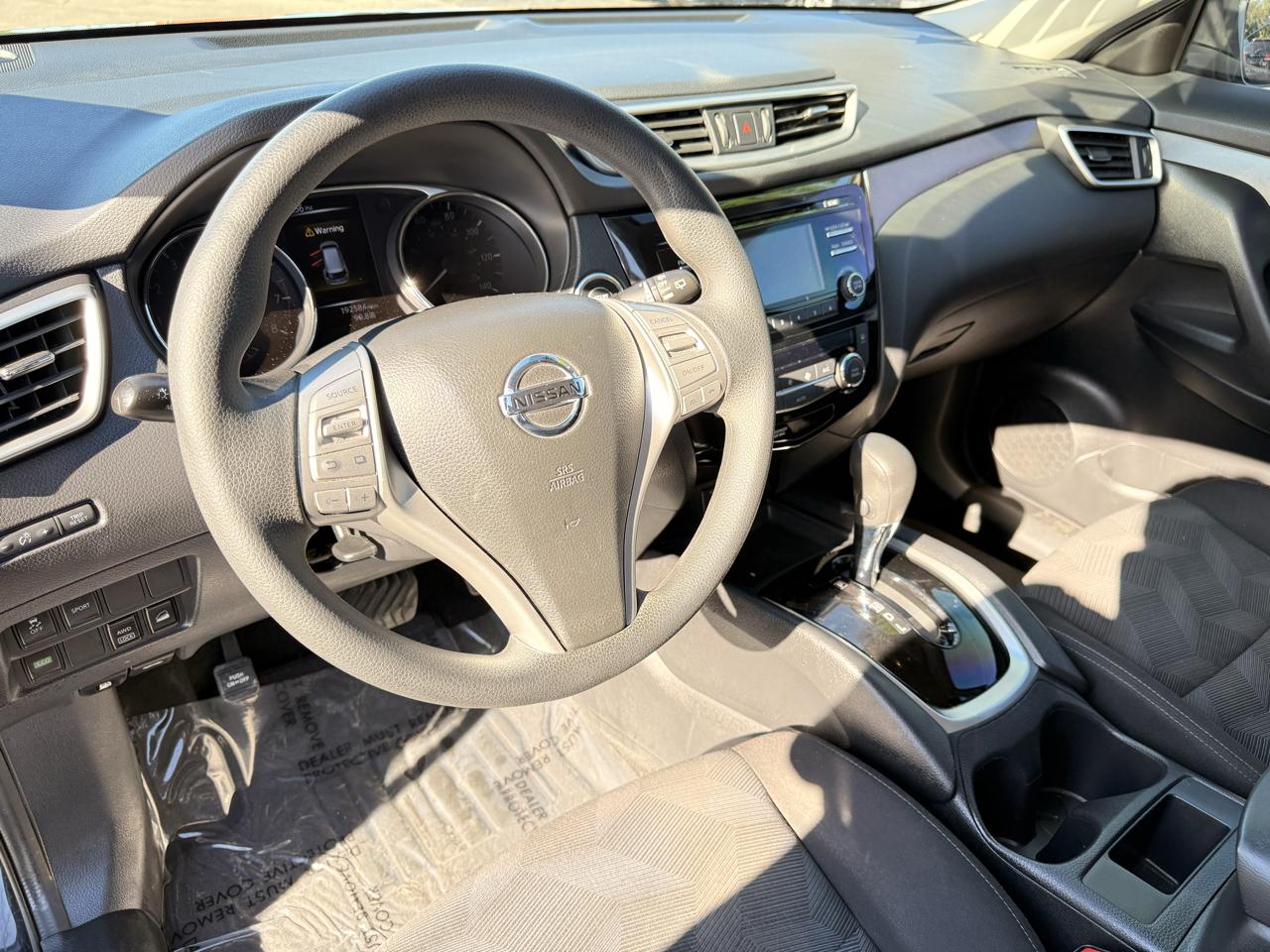 Nissan Rogue AWD 4dr SV 2016
