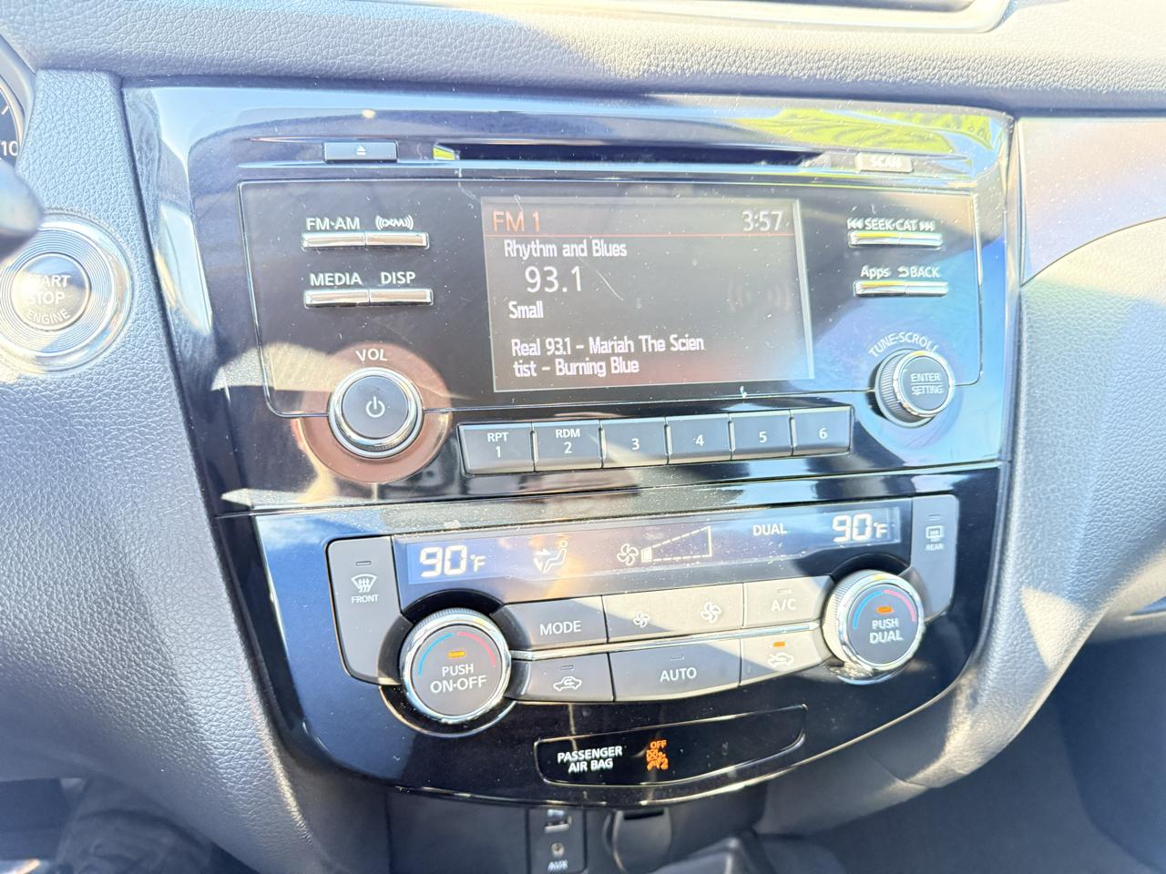 Nissan Rogue AWD 4dr SV 2016