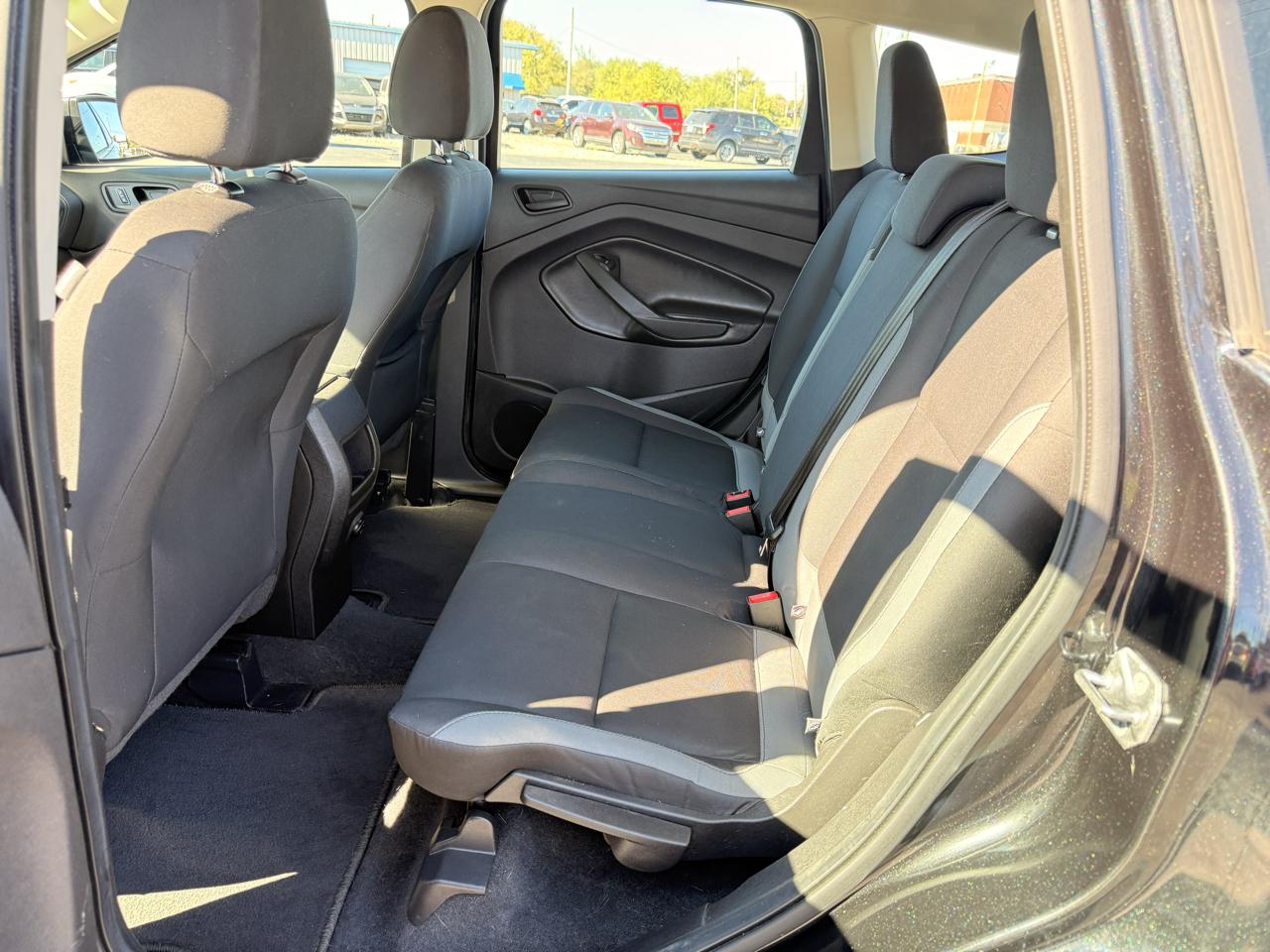 Ford Escape FWD 4dr S 2014