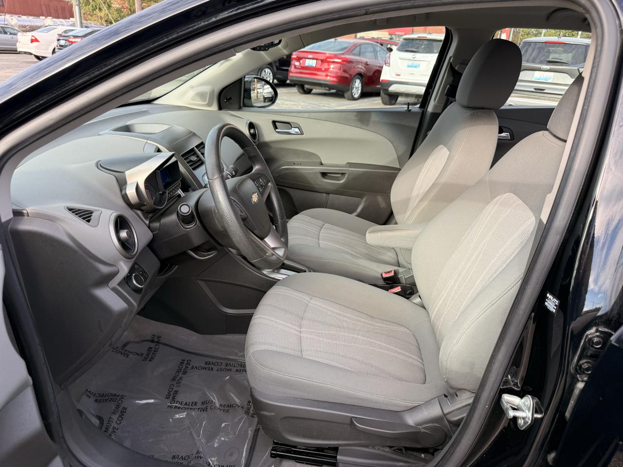Chevrolet Sonic 4dr Sdn LT 2LT 2012
