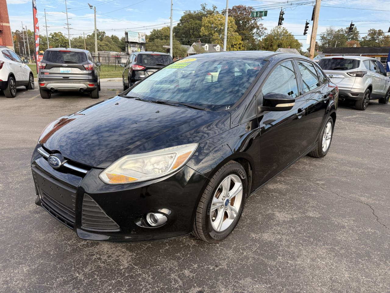 Ford Focus 4dr Sdn SE 2012
