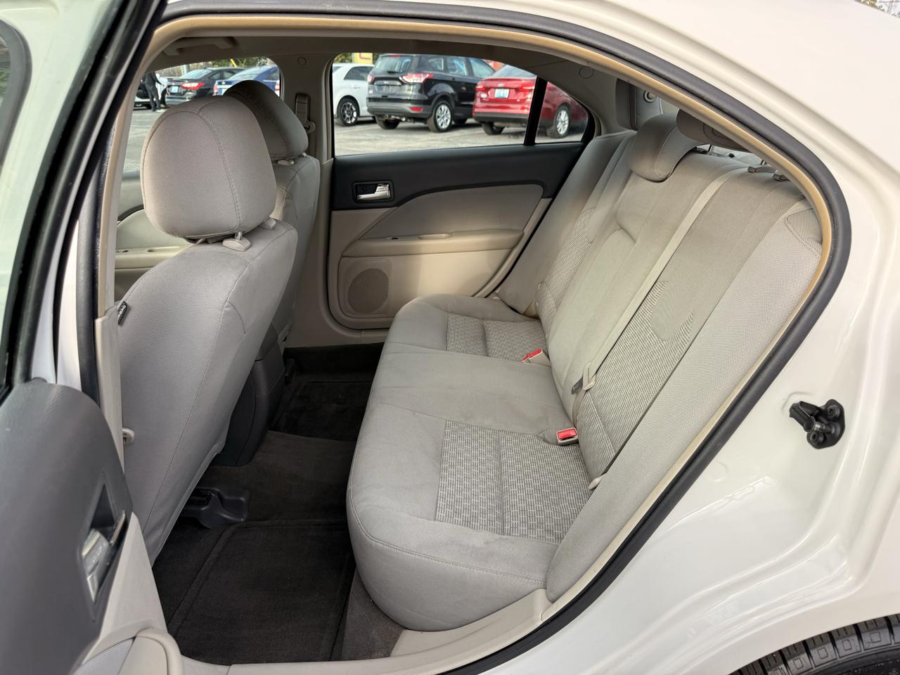 Ford Fusion 4dr Sdn S FWD 2012