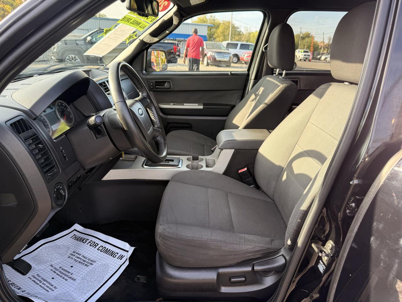 Ford Escape 4WD 4dr XLT 2010